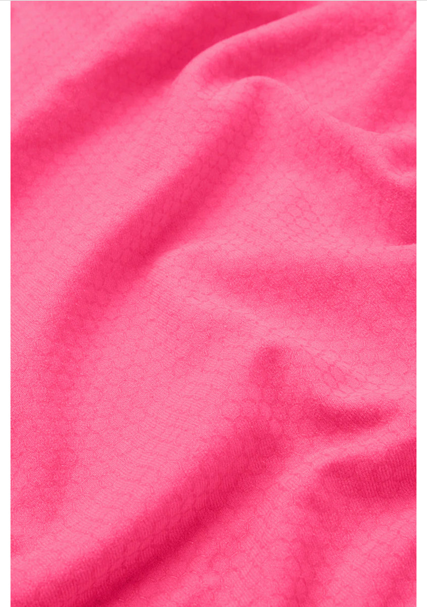 ALO A0029U GROUNDED NO-SLIP MAT TOWEL- HOT PINK – Clutch