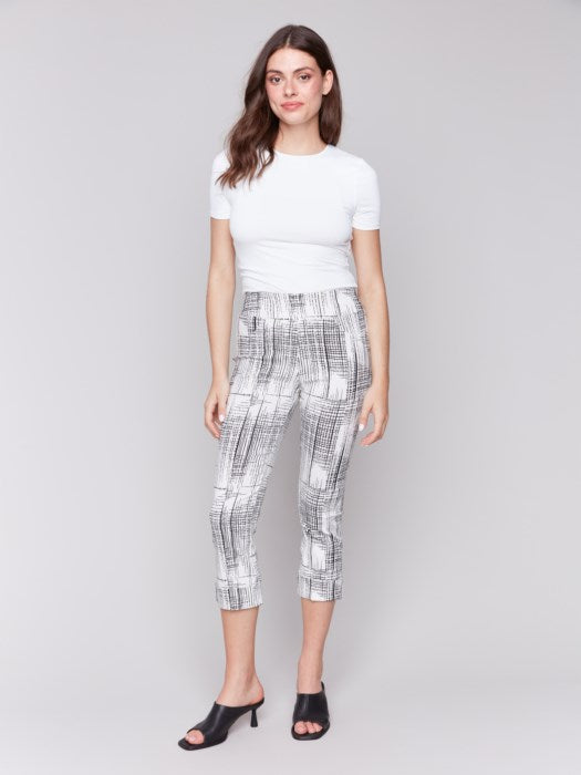 Charlie B Geo Printed Stretch Pull On Capri Pant