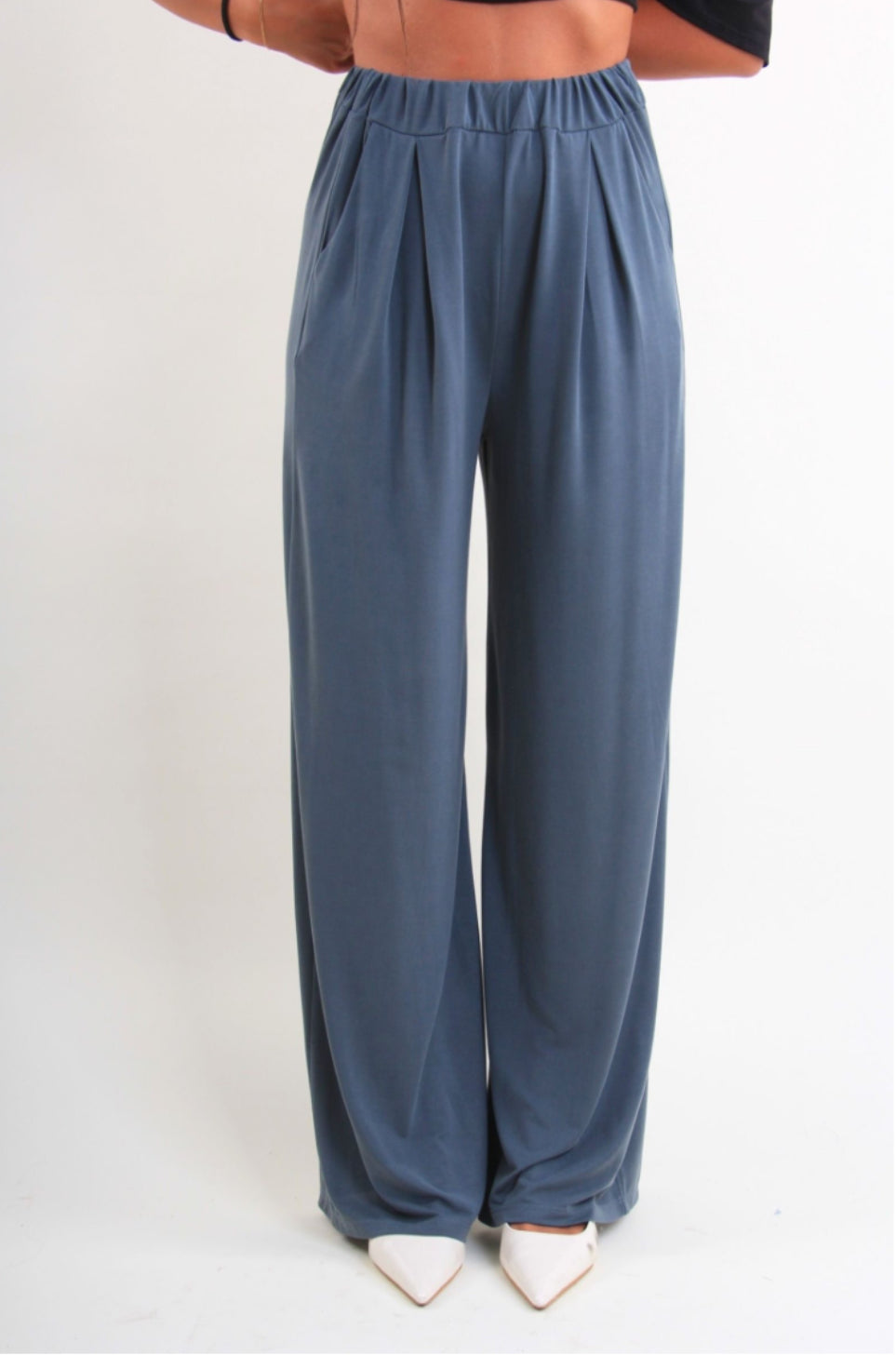 The Relaxed Elegance Pant