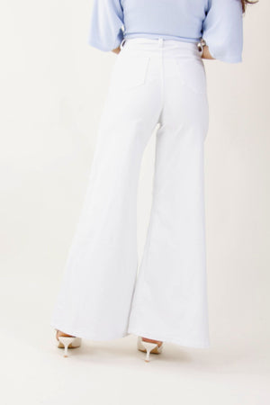 High-Waisted White Wide-Leg Jeans