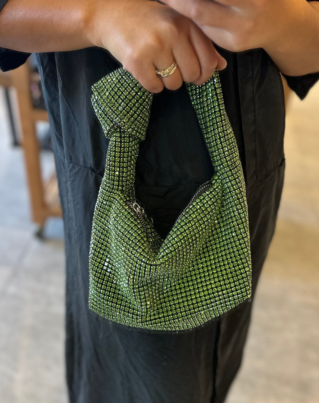 FANG CRYSTAL MESH SMALL TOTE GREEN