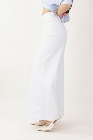 High-Waisted White Wide-Leg Jeans