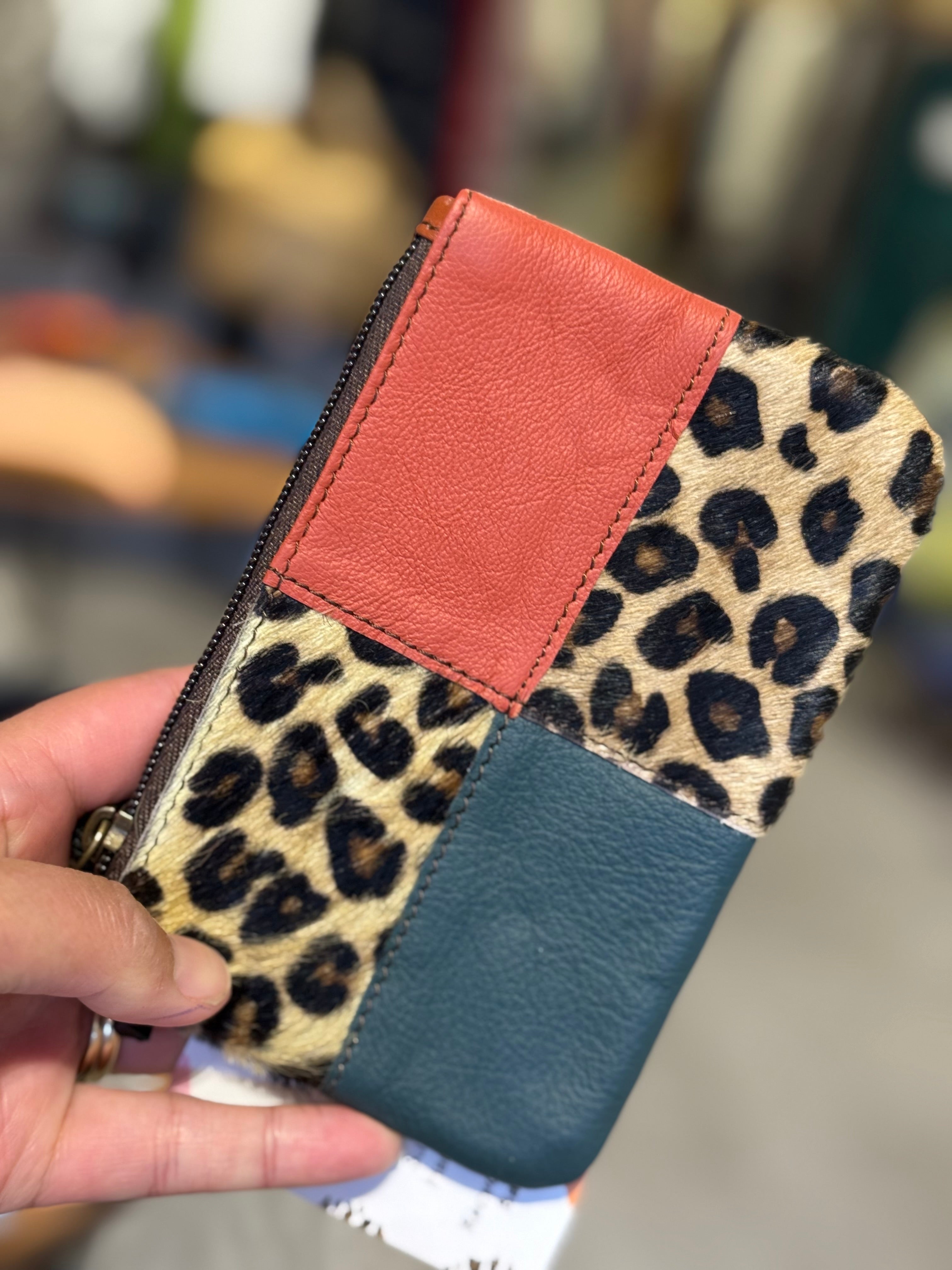 Soruka Zahra Pouch