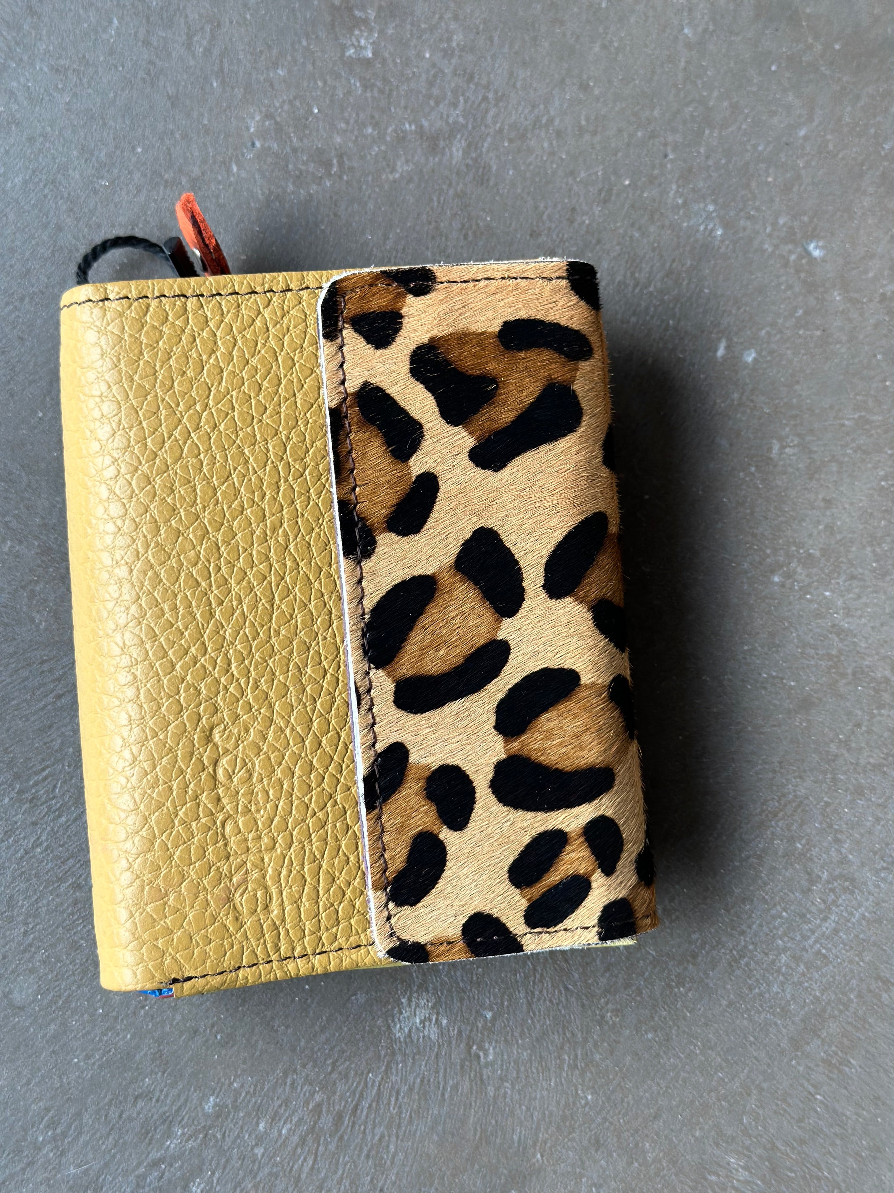 Soruka Rings Fur Print Leather Wallet