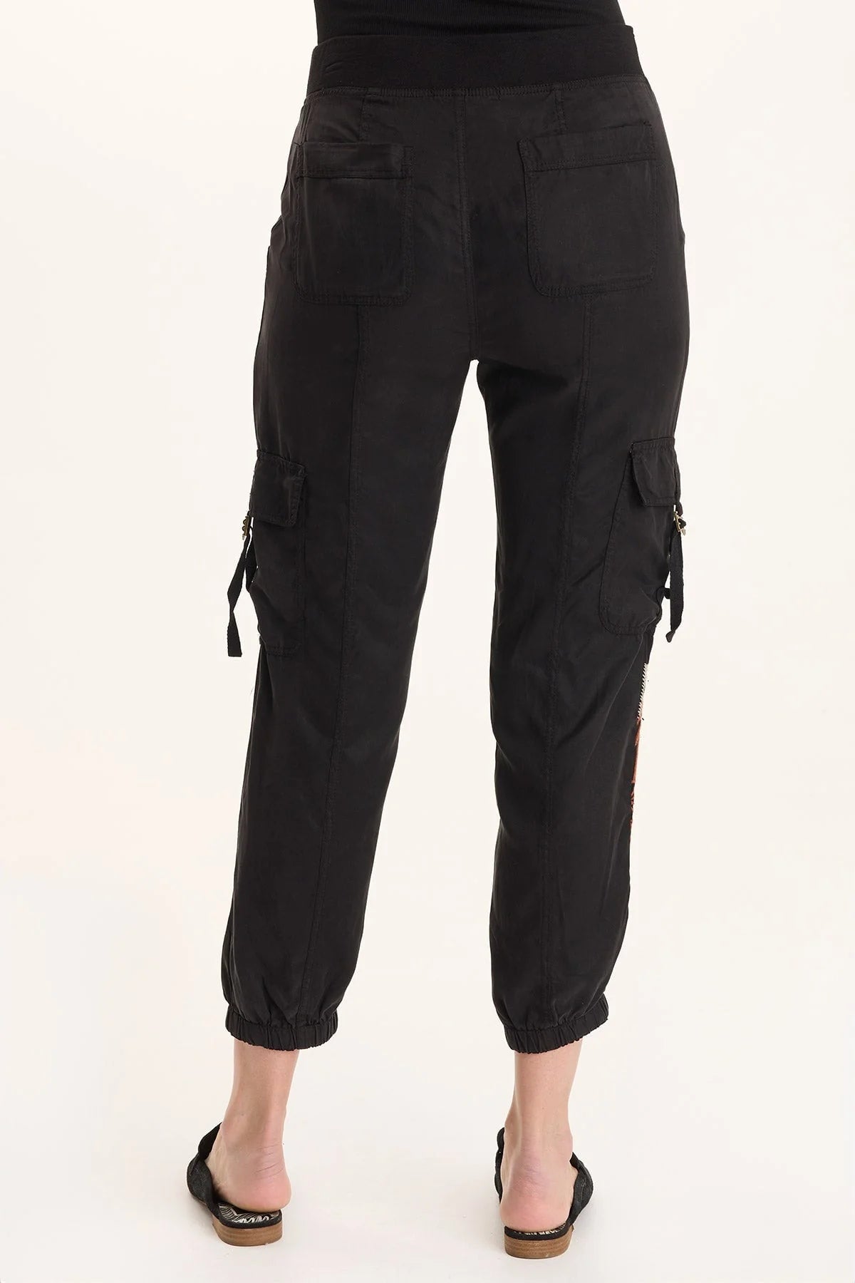 XCVI DARRI EMBROIDERED PULL-ON SOFT TWILL JOGGER BLACK