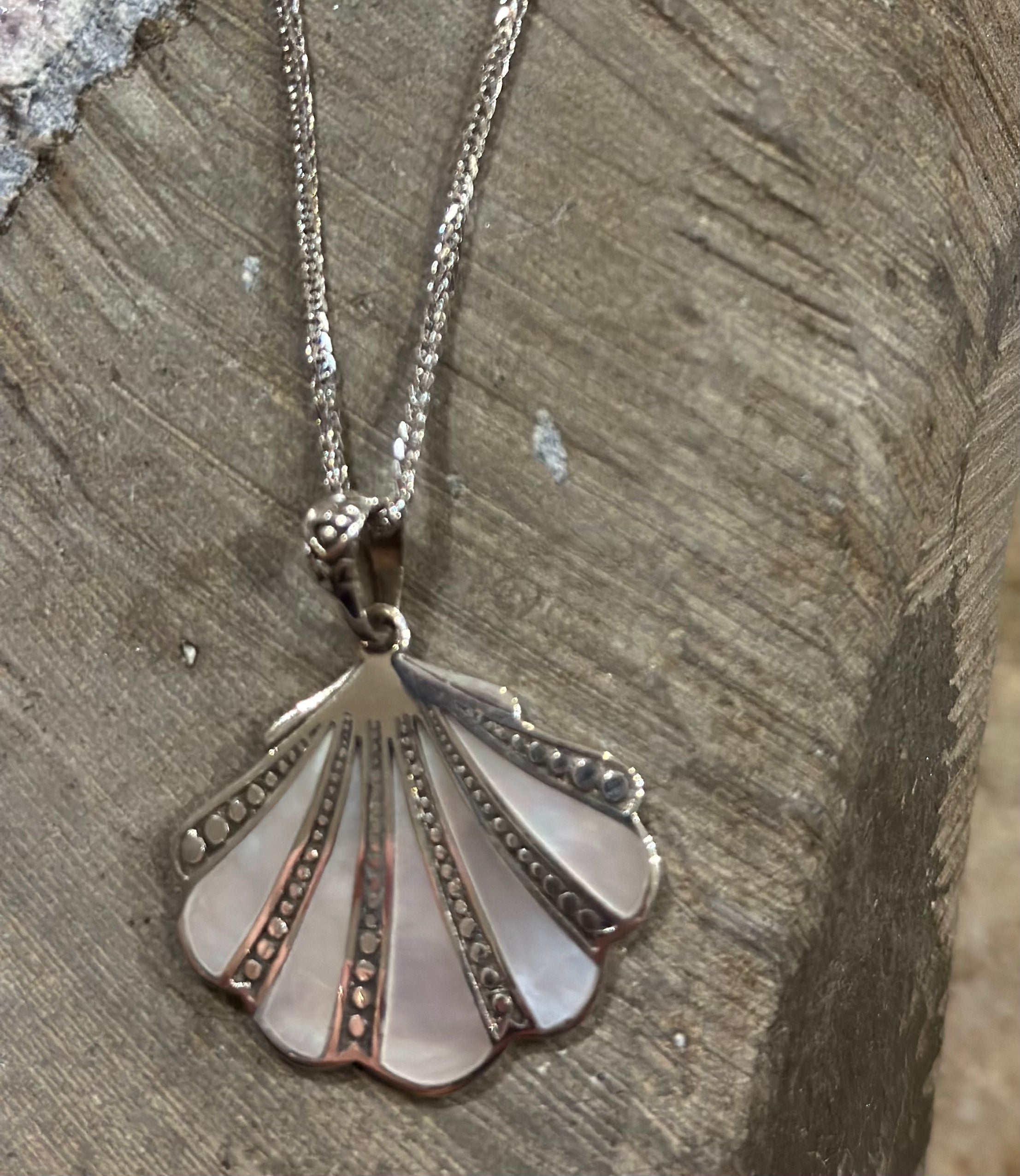 AYUN STERLING SILVER NECKLACE SEA LOVE