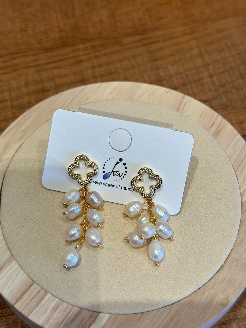 Fresh Water Pearl Earring