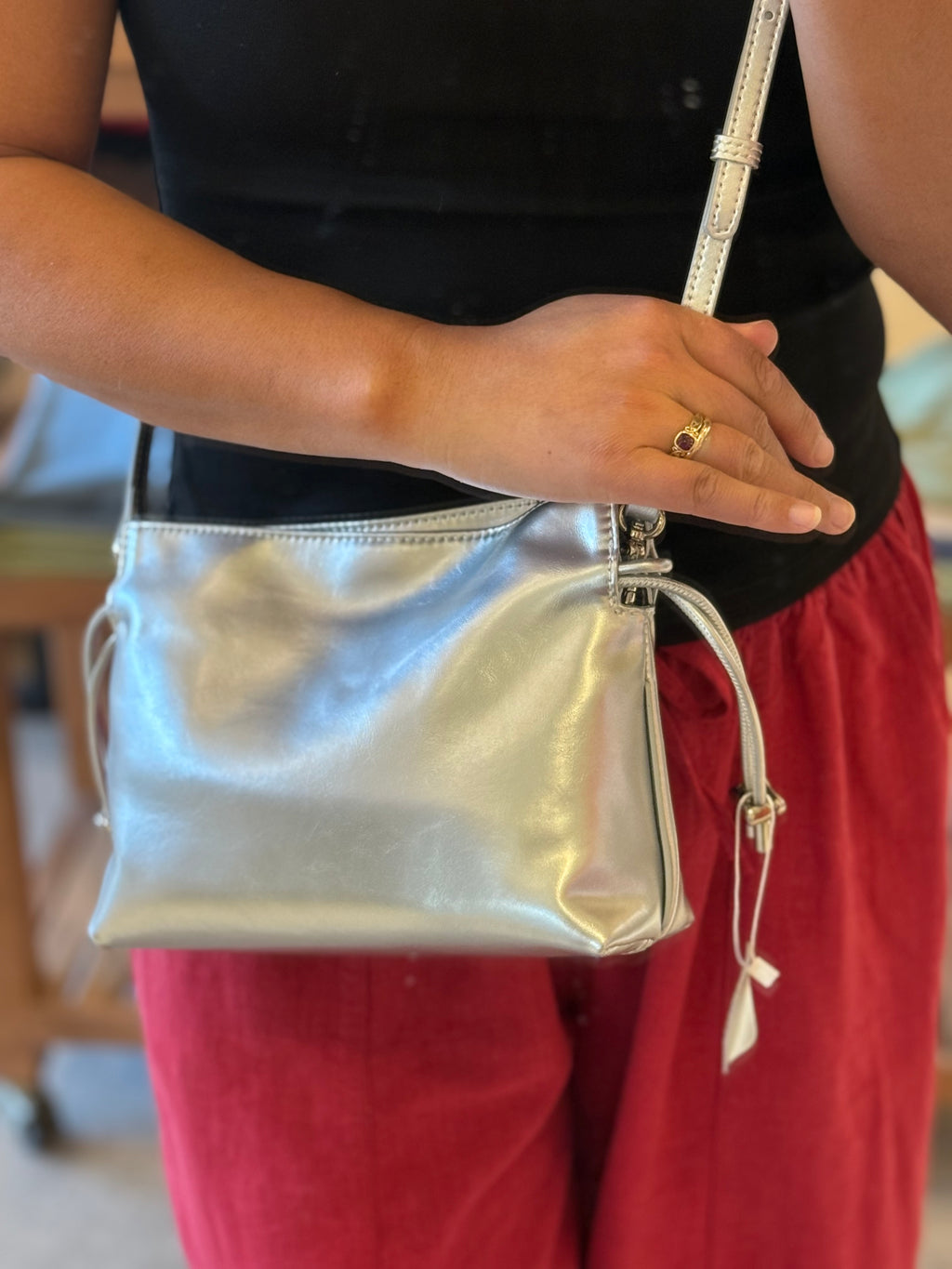 Minimum Drawstring Crossbody