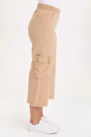 Wearables Femke Stretch Poplin Crop Fireclay