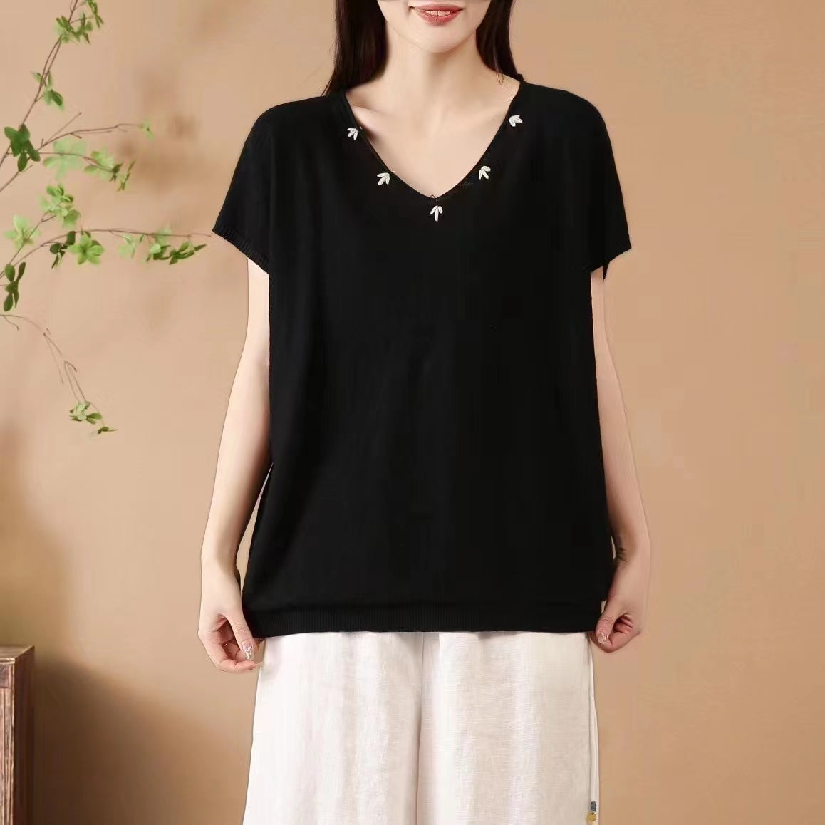 OUBE 8816 EMBROIDERED T