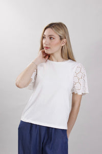 MYOM LACE SLEEVE TOP
