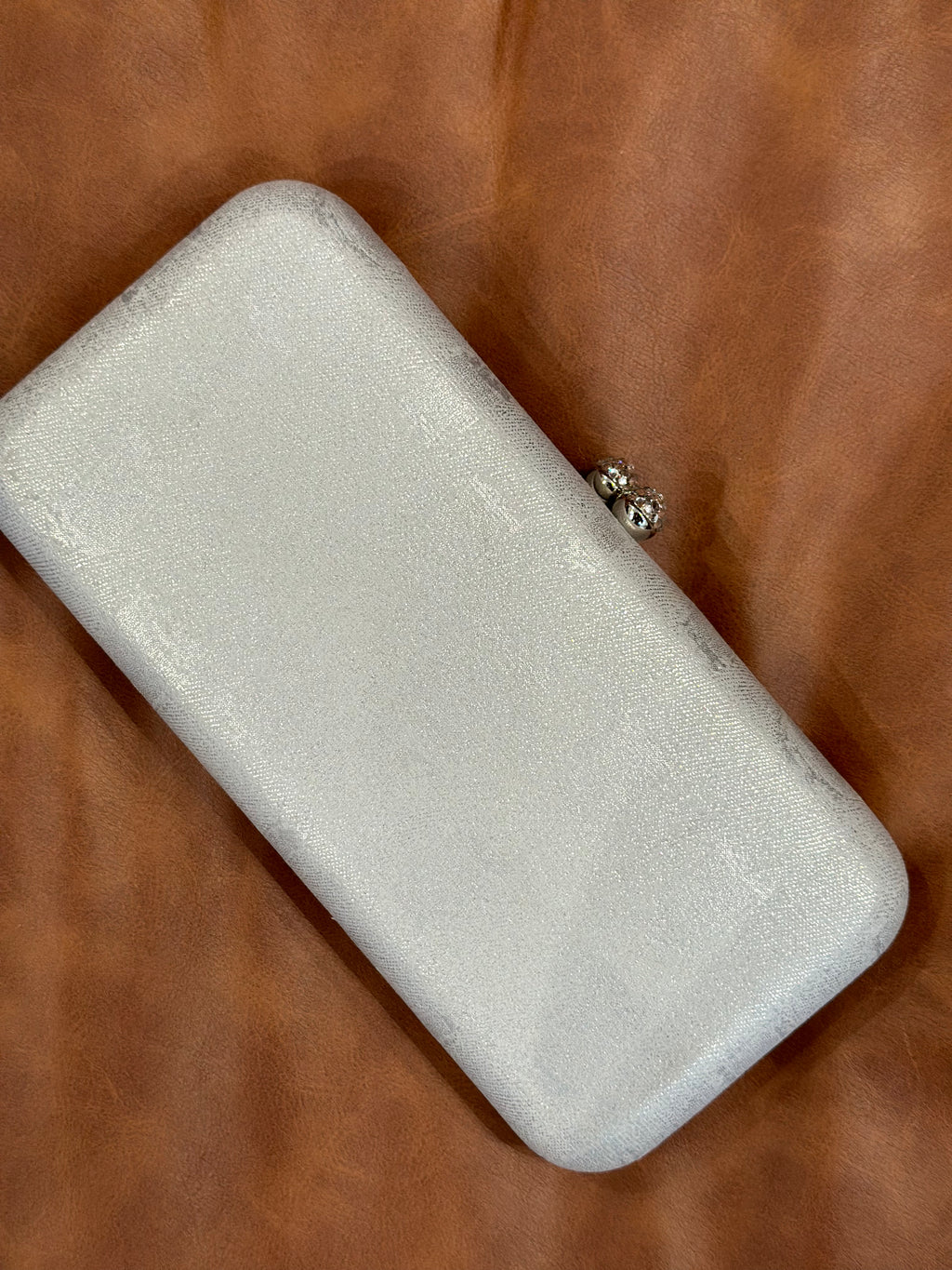 CHIN MAT SILVER CLUTCH