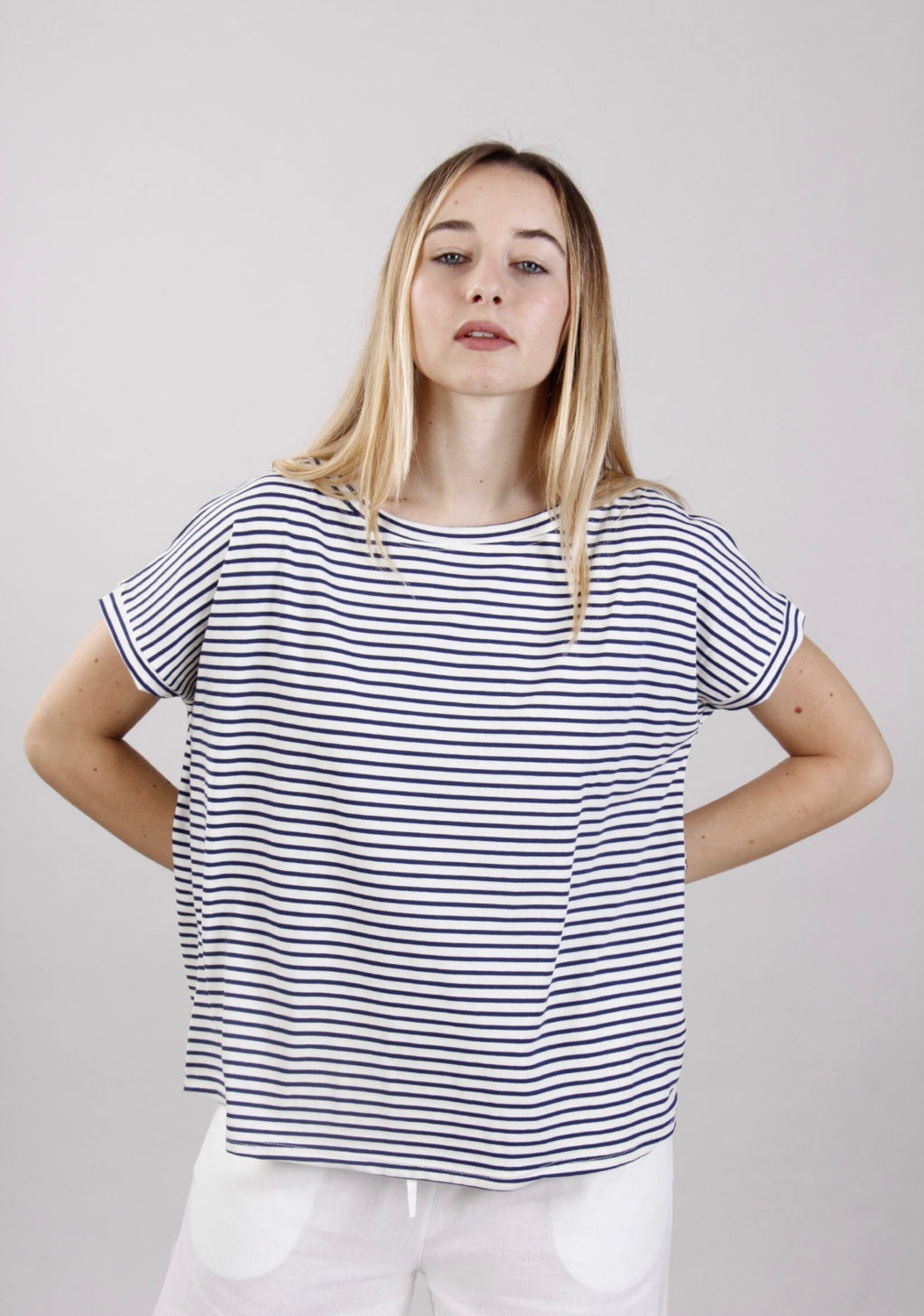 MYOM BLUE STRIPE TOP