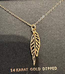 JOIA SECRET BOX GOLD DIPPED NECKLACE LEAF