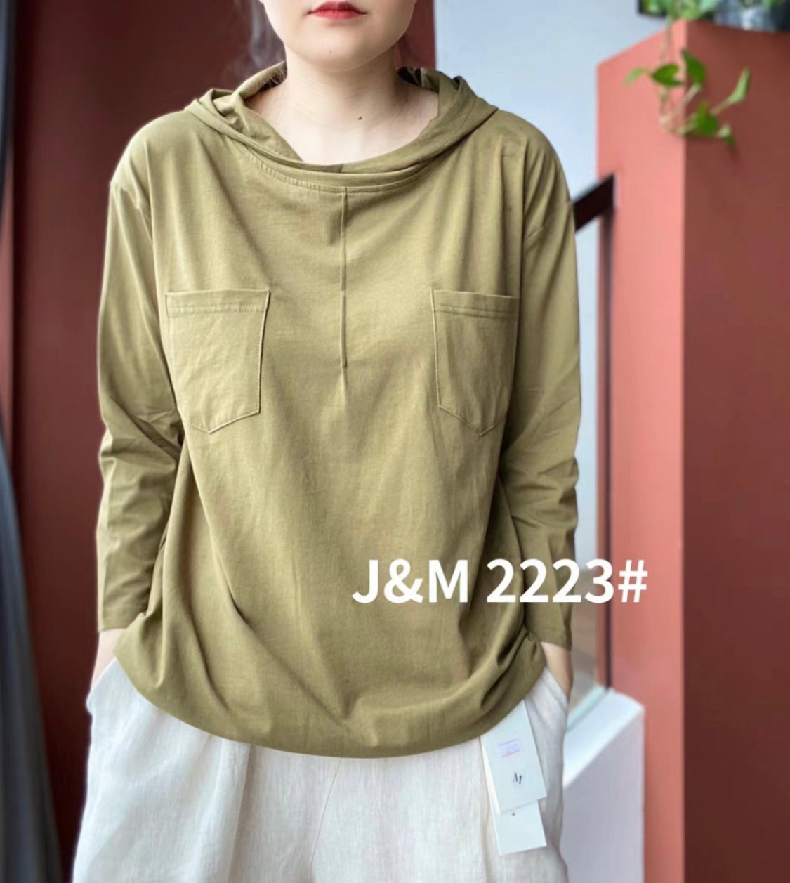 J&M 2223 HOODIE